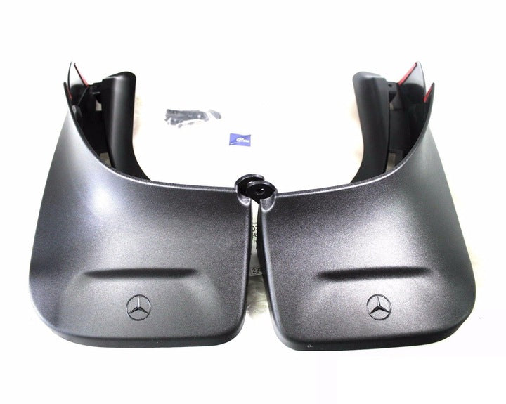 Mercedes OEM skvettlapp til Mercedes GLA (X156) – svart matt