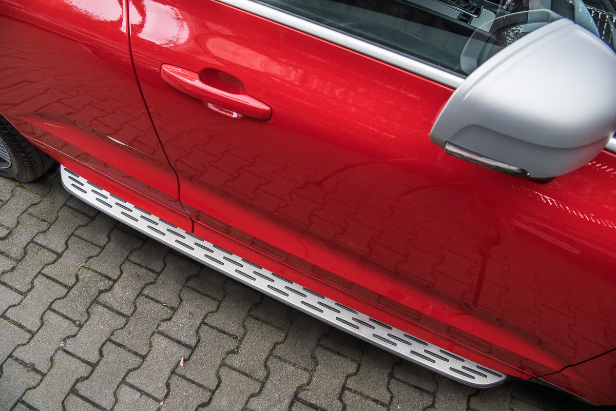 Stigtrinn fra Ventshield til Volvo XC60 II 2017 med enkel montering og robust aluminium og ABS-materiale