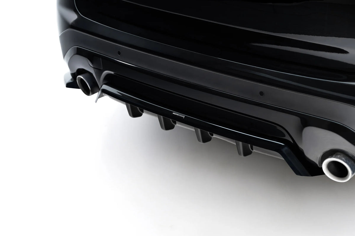 Maxton Design diffuser med vertikale ribber på BMW X3 G01