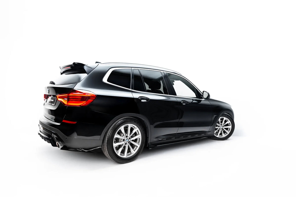 Sidesplittere bak på BMW X3 G01 i blank sort ABS