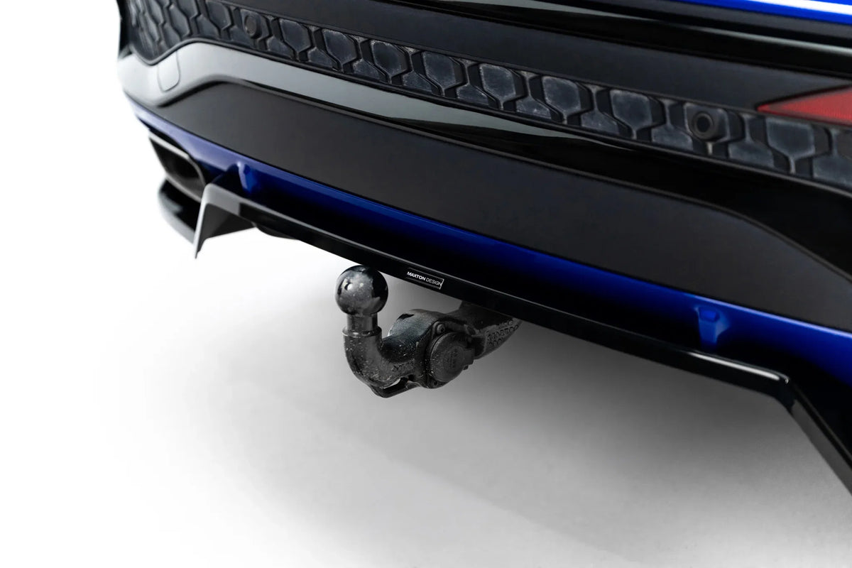 Detalj av diffuser-effekt på hekksplitter for Audi Q5 Mk3