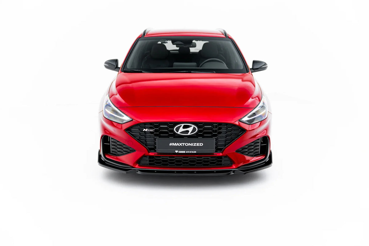Nærbilde av Maxton Design frontsplitter i ABS til Hyundai I30 Mk3