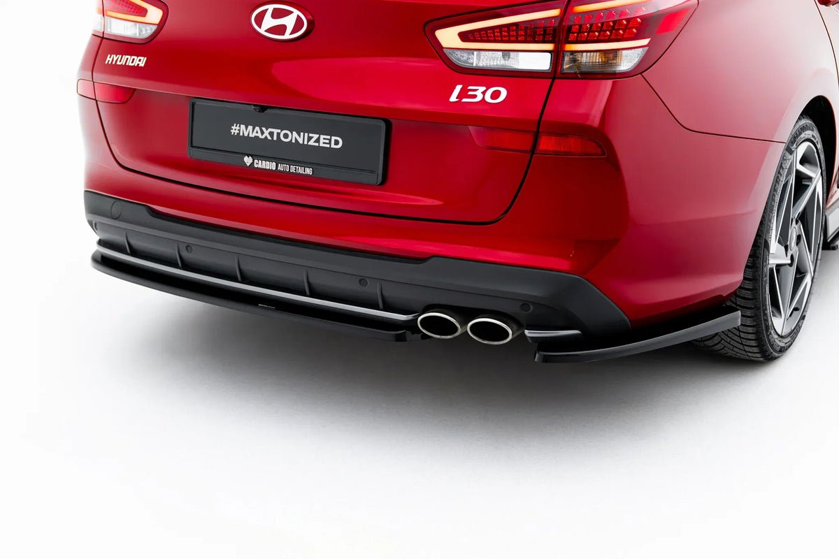 Spoiler cap til Hyundai i30 N-Line Wagon Mk3 Facelift i blank sort ABS