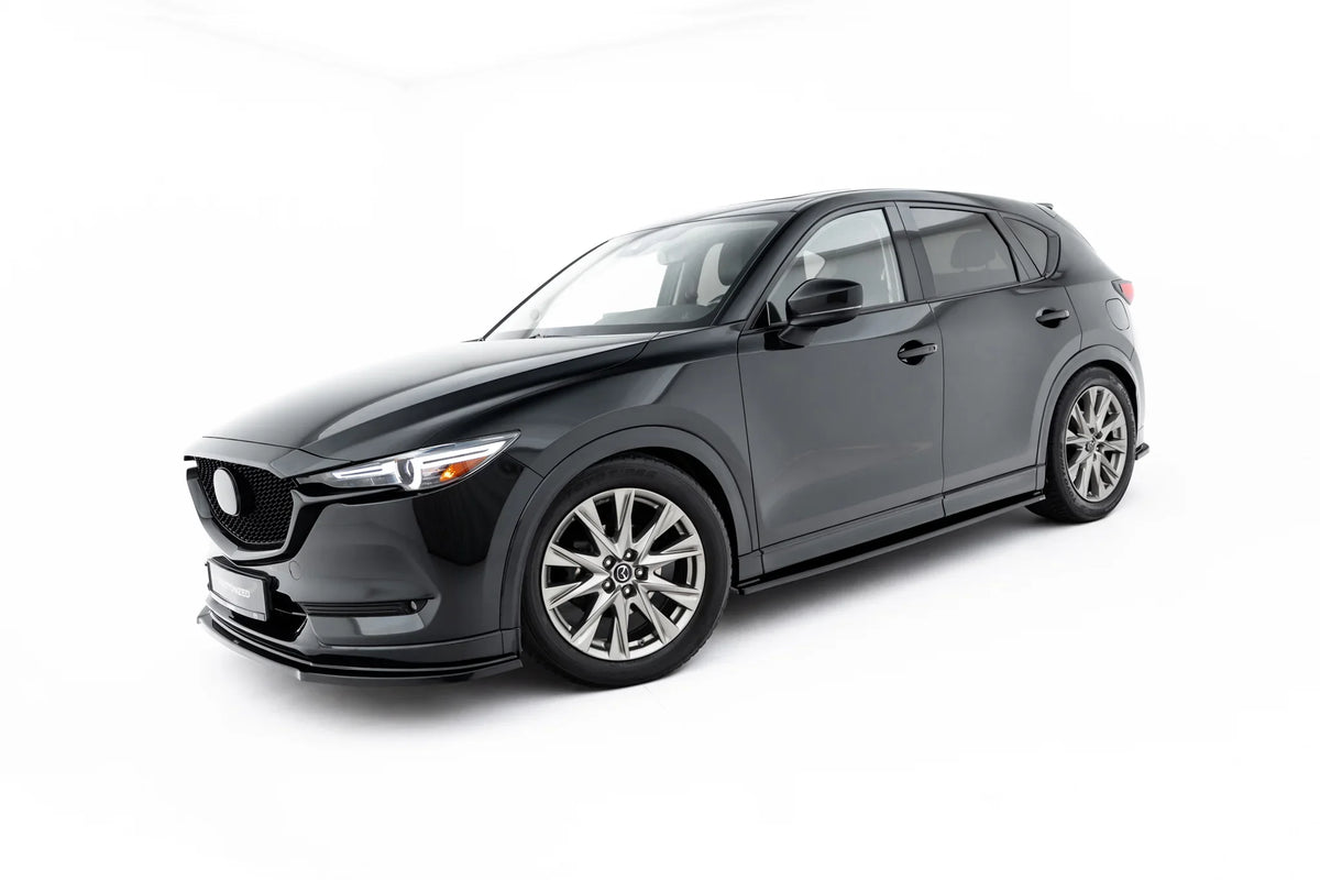 Nærbilde av sideskjørt diffuser montert på terskel Mazda CX-5 Mk2
