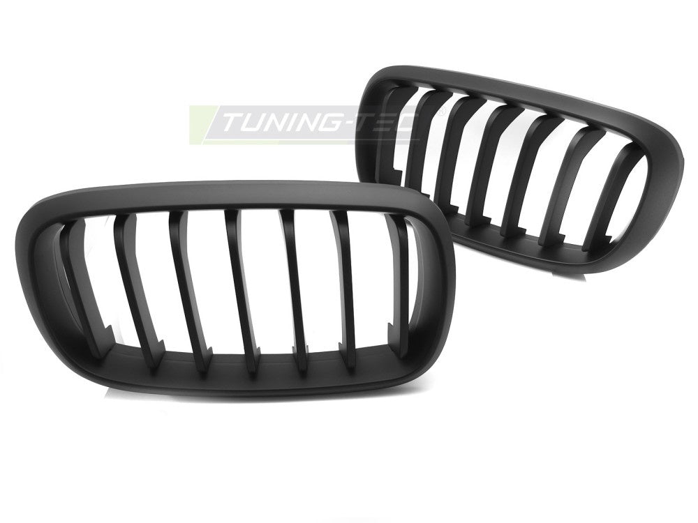 Matt svart nyregrill til BMW X6 F16 montert – sideperspektiv
