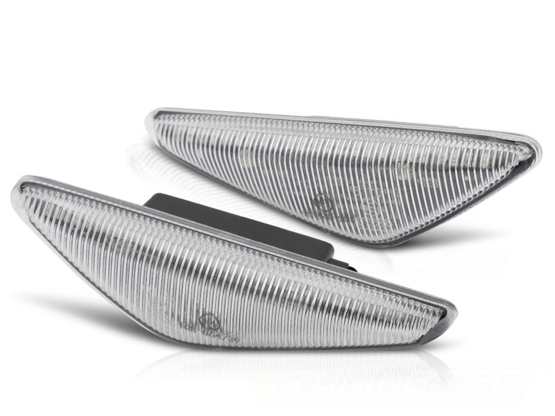 Sekvensielle LED-sideblinklys med krom innside til BMW E46 Coupe 2003–2006 sett forfra