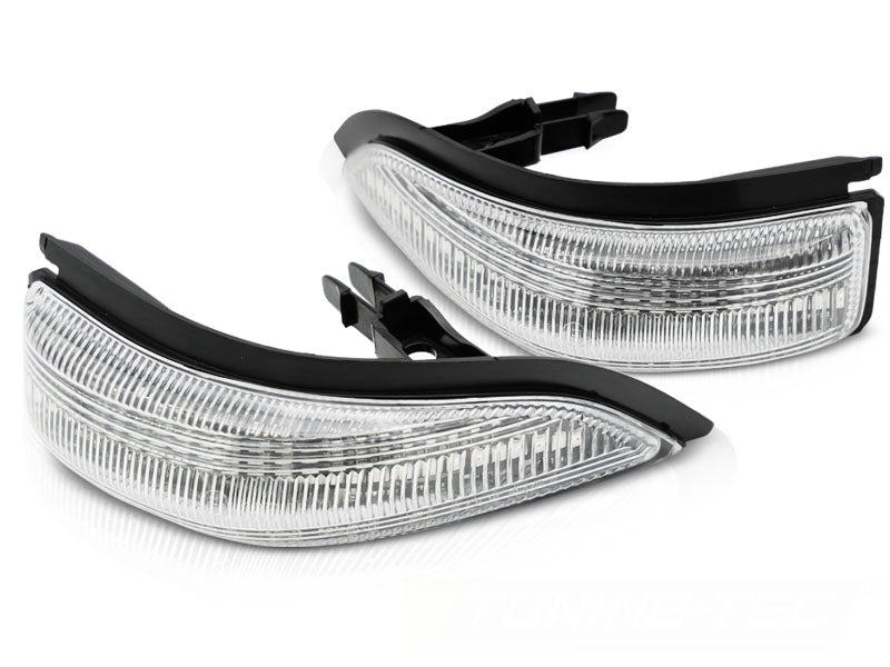 LED-blinklys i sidespeil til Toyota Yaris III 2011–2019 hvit LED sett forfra