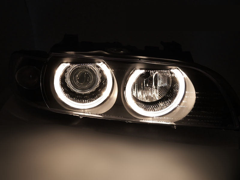 Nærbilde av Angel Eyes xenon frontlykter i svart for BMW E39 LCI
