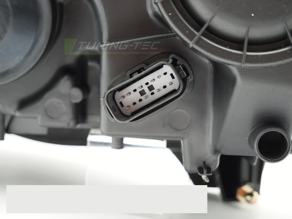 Nærbilde av LED frontlykter med dynamisk blinklys Ford Mondeo MK5 14-18