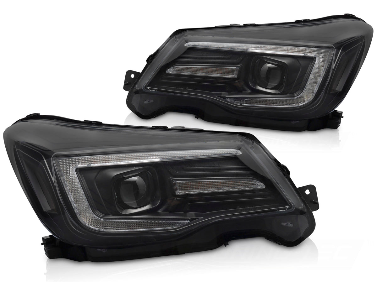 Frontlykter Subaru Forester IV 2013–2018 Tube Light DRL svart hus sett forfra