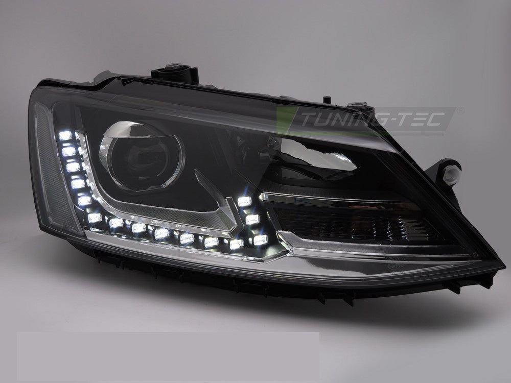 Volkswagen Jetta 05-18 frontlykter LED DRL sort design