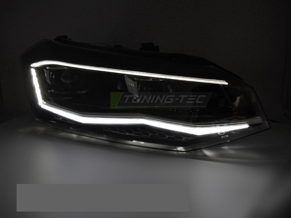Volkswagen Polo 2G frontlykter med dynamisk blinklys og LED DRL i silver finish