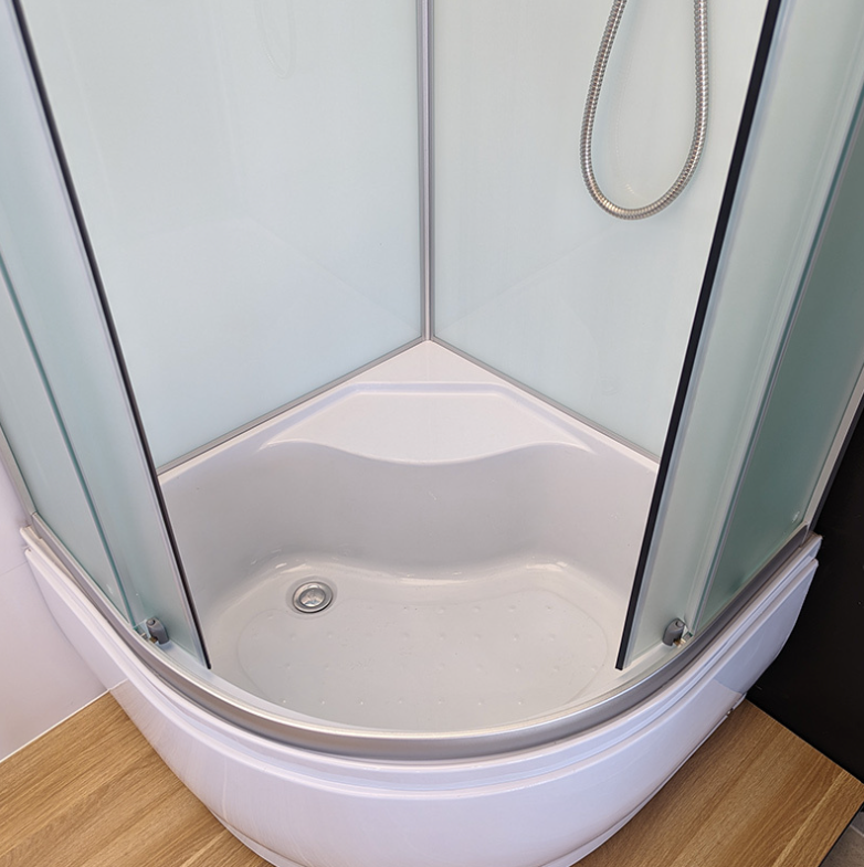 Dusjkabinett 90x90 cm Halvrundt med dusjkar WSH304B, matt krom