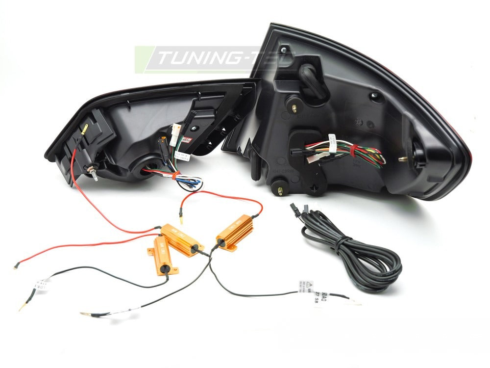 Baklykter BMW F10 10-13 pakke og innhold.
