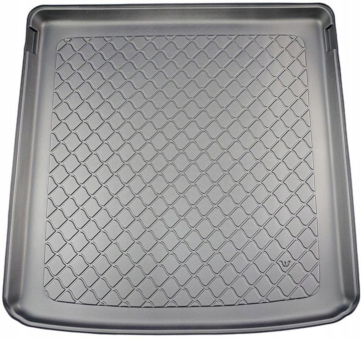 Aristar bagasjeromsmatte til Vw Golf VIII / VIII Hybrid mHEV – svart-satin matt
