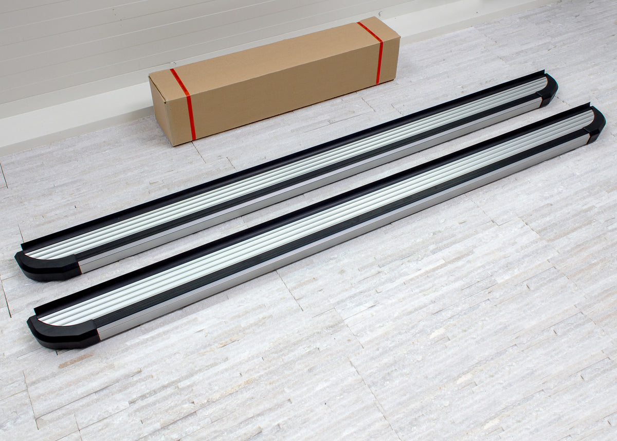 Stigtrinn Mitsubishi Outlander Ventshield (2012-2022) - nærbilde