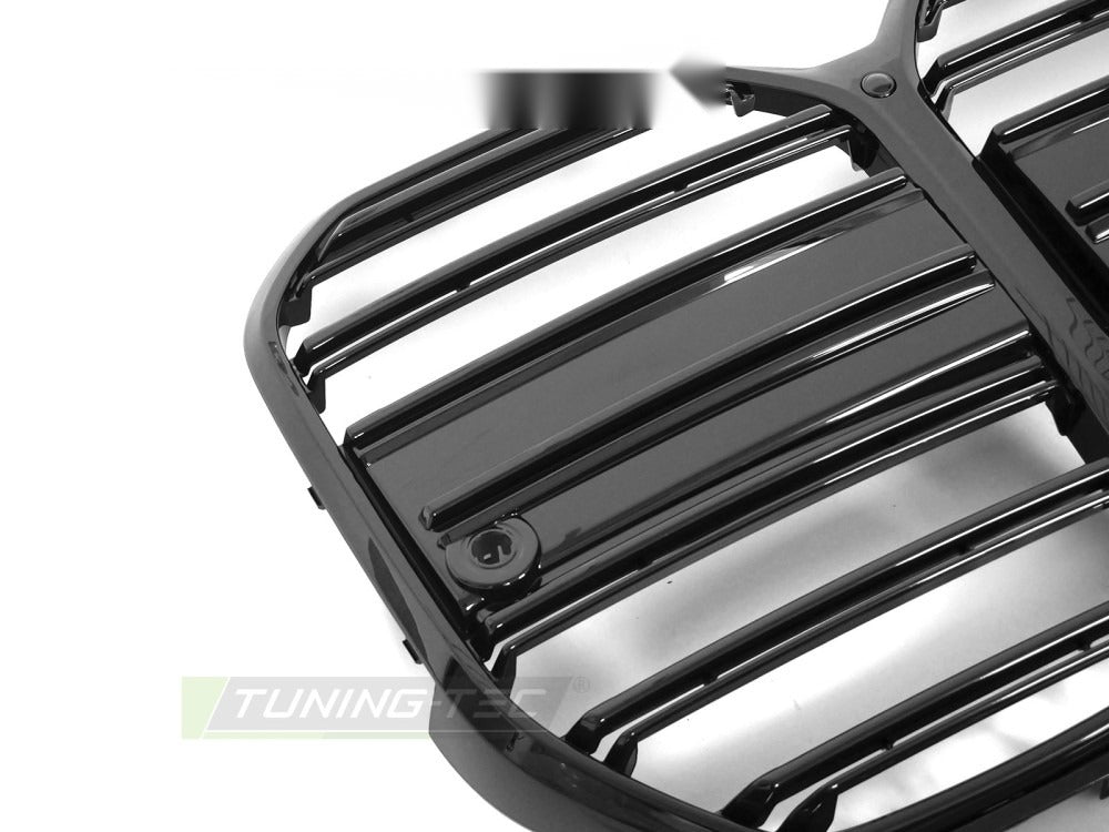 Grill BMW G26 Gran Coupe 21- sett fra siden — profil synlig.