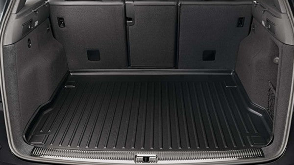 VAG OEM bagasjeromsmatte til Audi Q5 8R – TPE thermoplastic elastomer