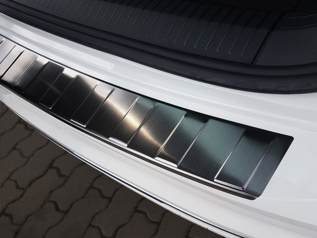Avisa bakfangerbeskytter til Vw Tiguan II / Tiguan Allspace / Black Edition – svart børstet overflate