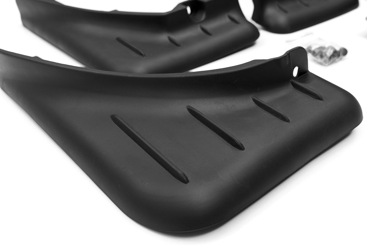 Skvettlapp Porsche Cayenne III (9YA) (2017-) – ABS - detaljer