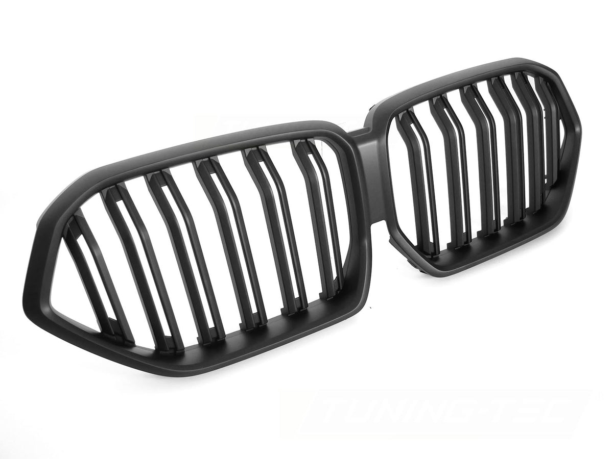 Grill til BMW X6 G06 19-23 i matt sort sett rett forfra på hvit bakgrunn.
