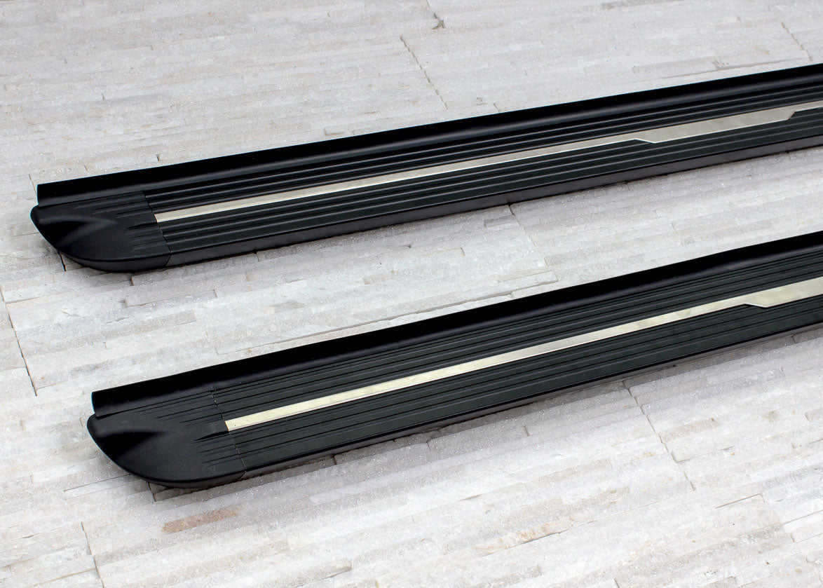 Stigtrinn Kia Sportage Ventshield (2010-2015) - nærbilde