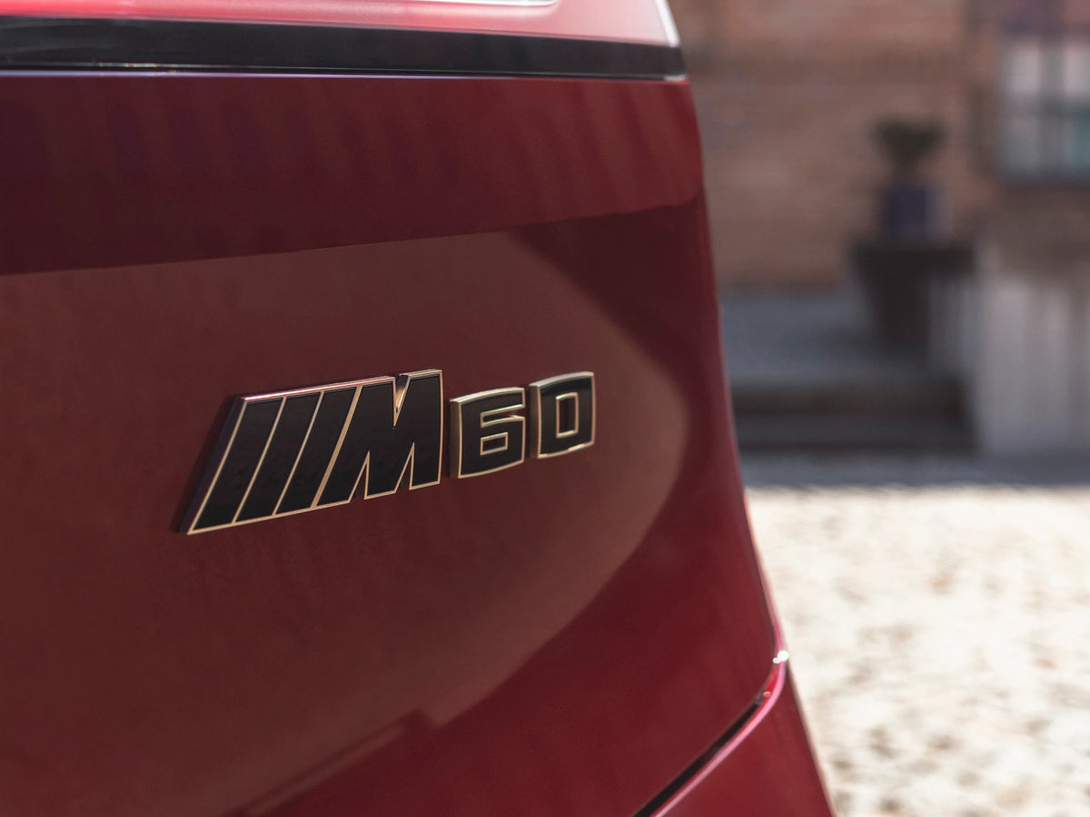 Emblem Bmw iX (I20) Bronze ///M60 Edition Bakluke | Bmw Ag - sett forfra