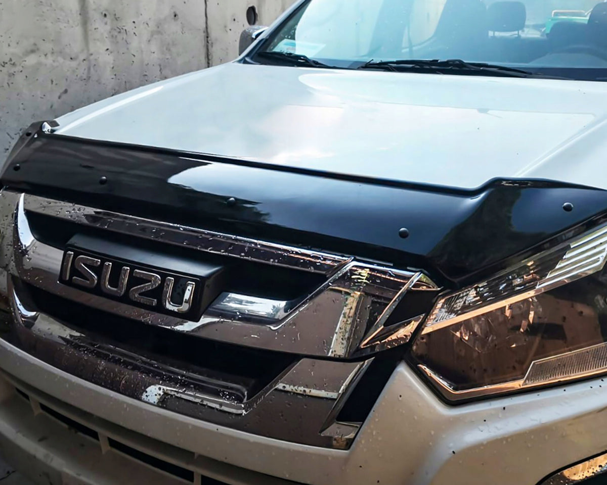 OMT panserbeskytter i akryl til Isuzu D-Max II (2012-2017), effektiv steinsprutbeskyttelse og enkel montering