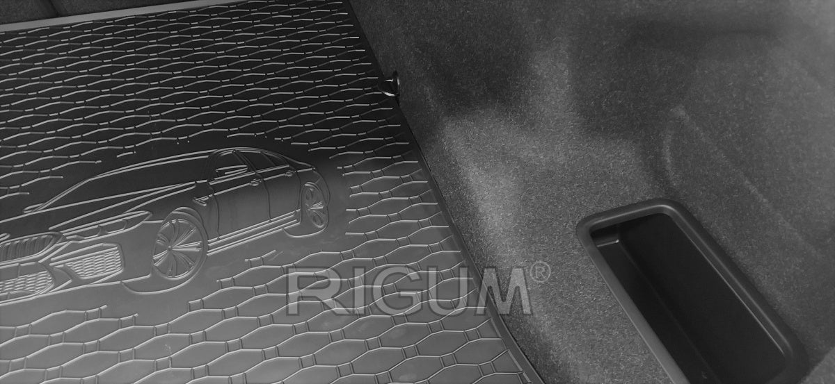 Rigum bagasjeromsmatte til Bmw 5 (G30) Sedan – svart titanium farge