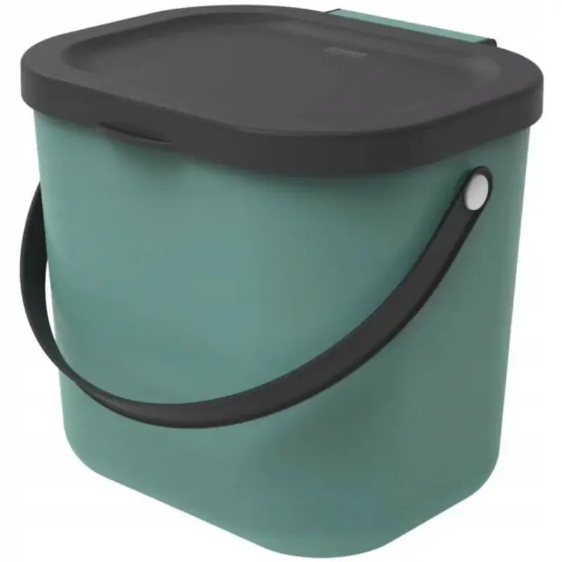 Albula Beholder V2, grønn plastbøtte med sort lokk og håndtak, skrå vinkel viser avrundede hjørner.