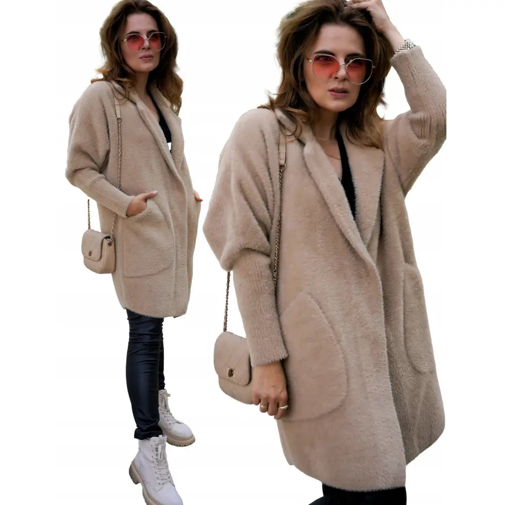 Alpakkafrakk med Ståkrage Camel Kort