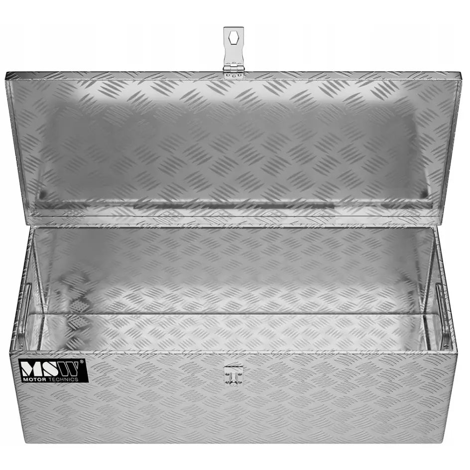 Aluminium transportverktøykasse 48 liter, åpent lokk, synlig låsemekanisme og logo nederst til venstre.