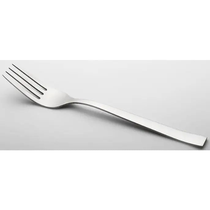 Sølvfarget gaffel fra Amefa Padova, sideprofil som fremhever buet design og minimalistisk skandinavisk stil.