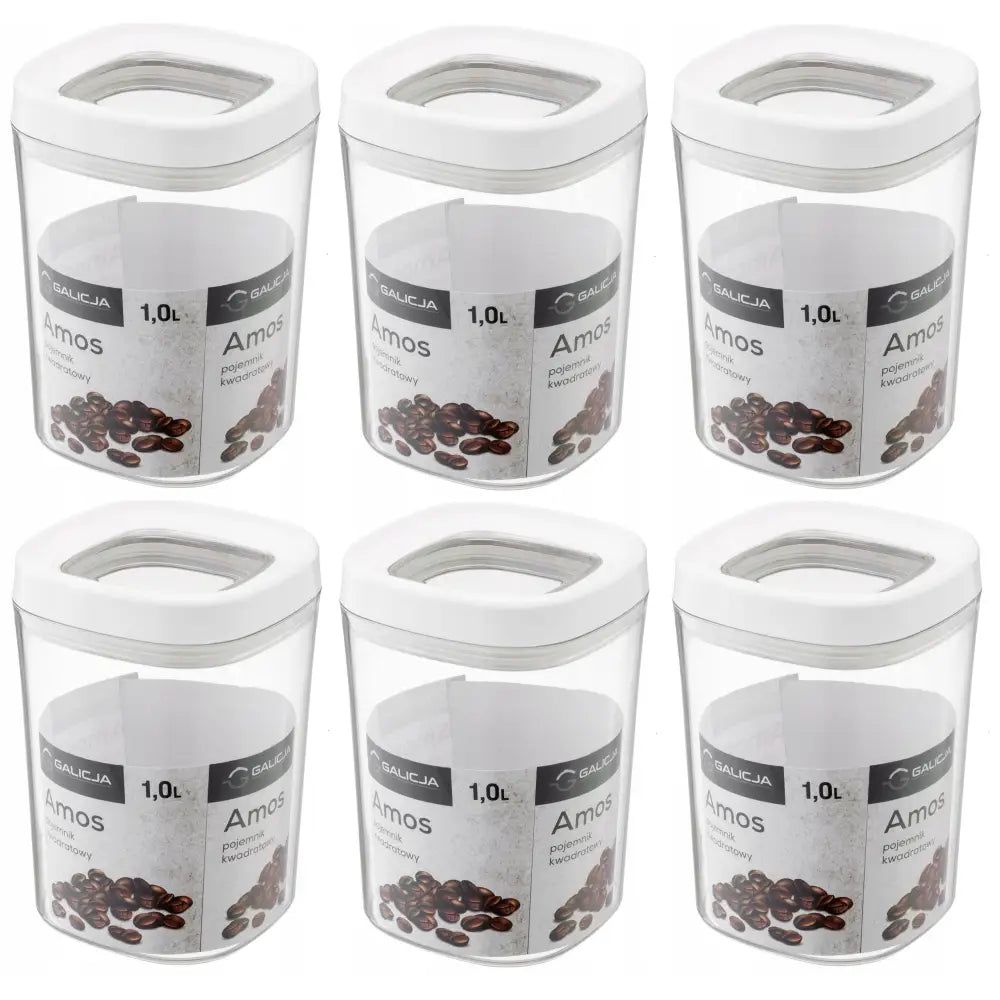 Amos matoppbevaringsbokser, seks 1-liters plastbokser med hvite lokk og kaffebønneetiketter, frontvisning.