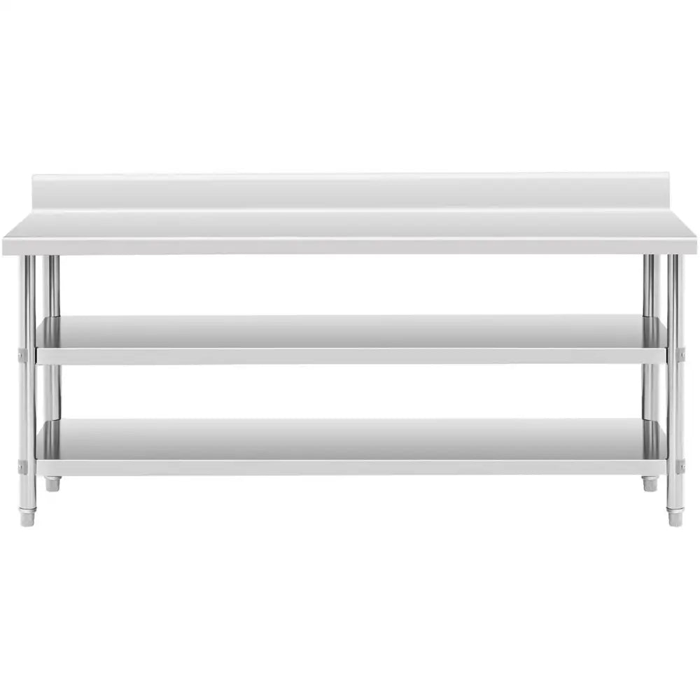 Arbeidsbenk med rustfritt stålplate, frontbilde med to åpne hyller og opphøyd bakre kant.