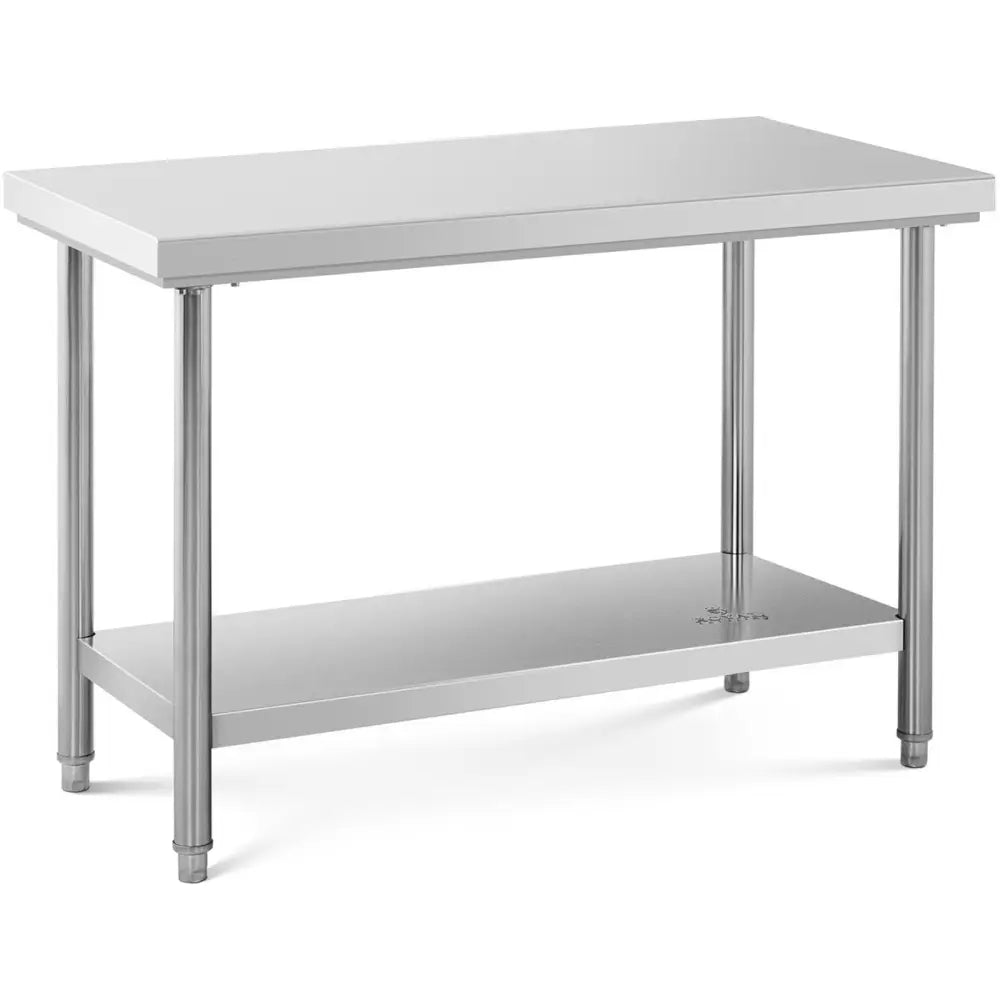 Arbeidsbenk med sentralstålplate, skrå vinkel som viser glatt overflate og åpen hylle under bordet.