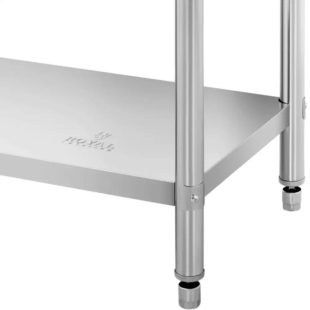 Arbeidsbord med sentral hylle, nærbilde av hjørne med runde ben, justerbare føtter og gravert logo.