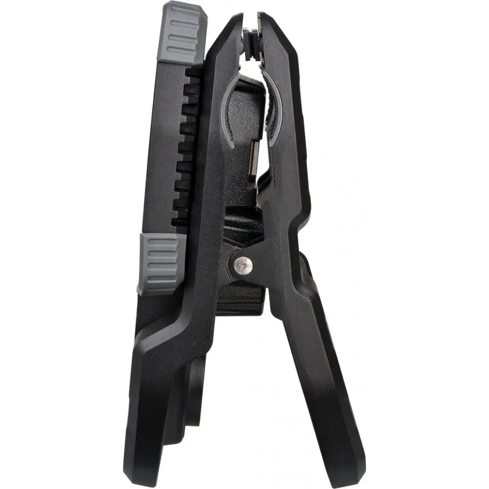 Sort og grå plastklemme til arbeidslys CL 4050 MA, sidevisning med tydelig fjærmekanisme og riflete grep.