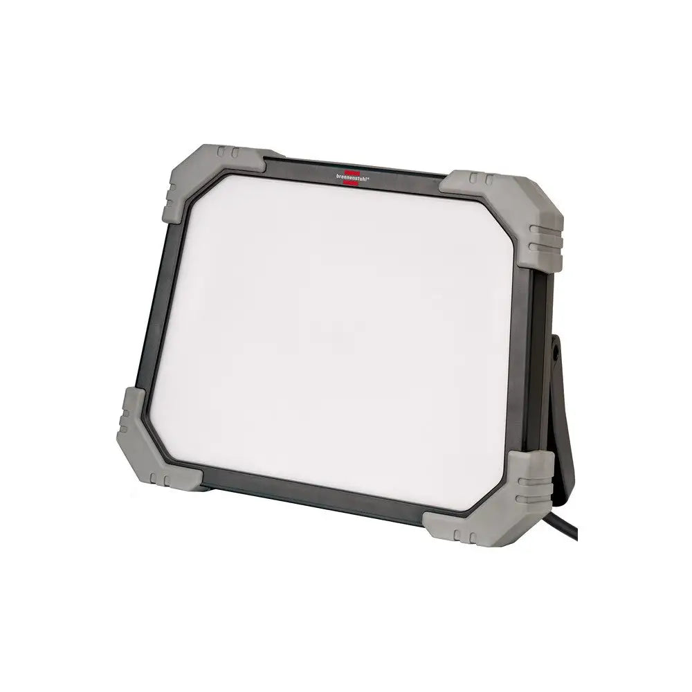 Arbeidslys LED DINORA, skråvisning med hvit front, sorte rammer og grå hjørnebeskyttelse mot høyre.