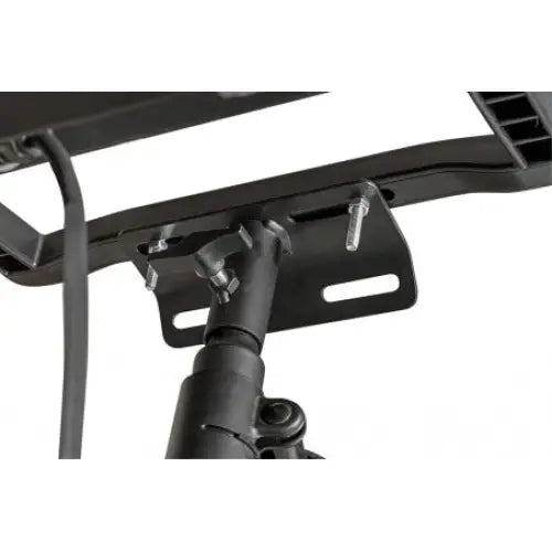 Arbeidslys LED DINORA, nærbilde av justerbar svart metallbrakett med bolter og ledning på monteringsfeste.