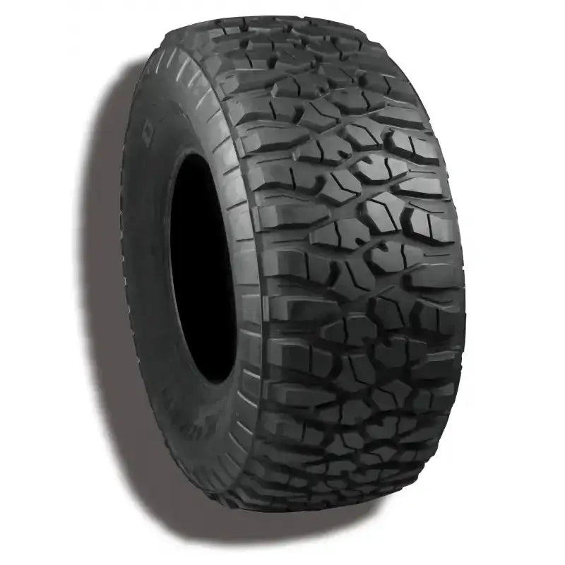 Atv Dekk 30x10R15 Duro DI2042 Power Grip M/T, skråvisning som viser det grove terrengmønsteret mot hvit bakgrunn.