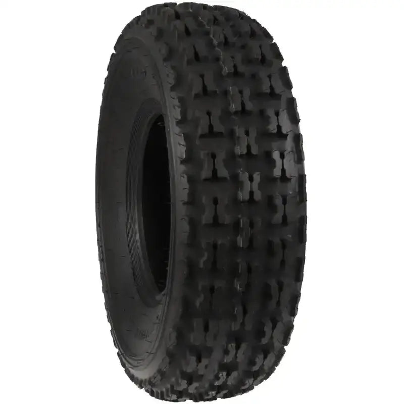 Atv Dekk 20x11-9 ITP Holeshot XC 3, skråvisning som fremhever det grove terrengmønsteret og den kraftige slitebanen.