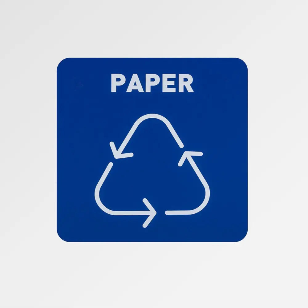 Blått papirkildesorteringsskilt med hvit "PAPER"-tekst og resirkuleringssymbol tydelig i midten.