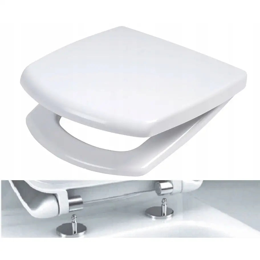 Avtagbart toalettsete for Cersanit Carina i hvit hardplast, skråvisning med fokus på solide metallfester.