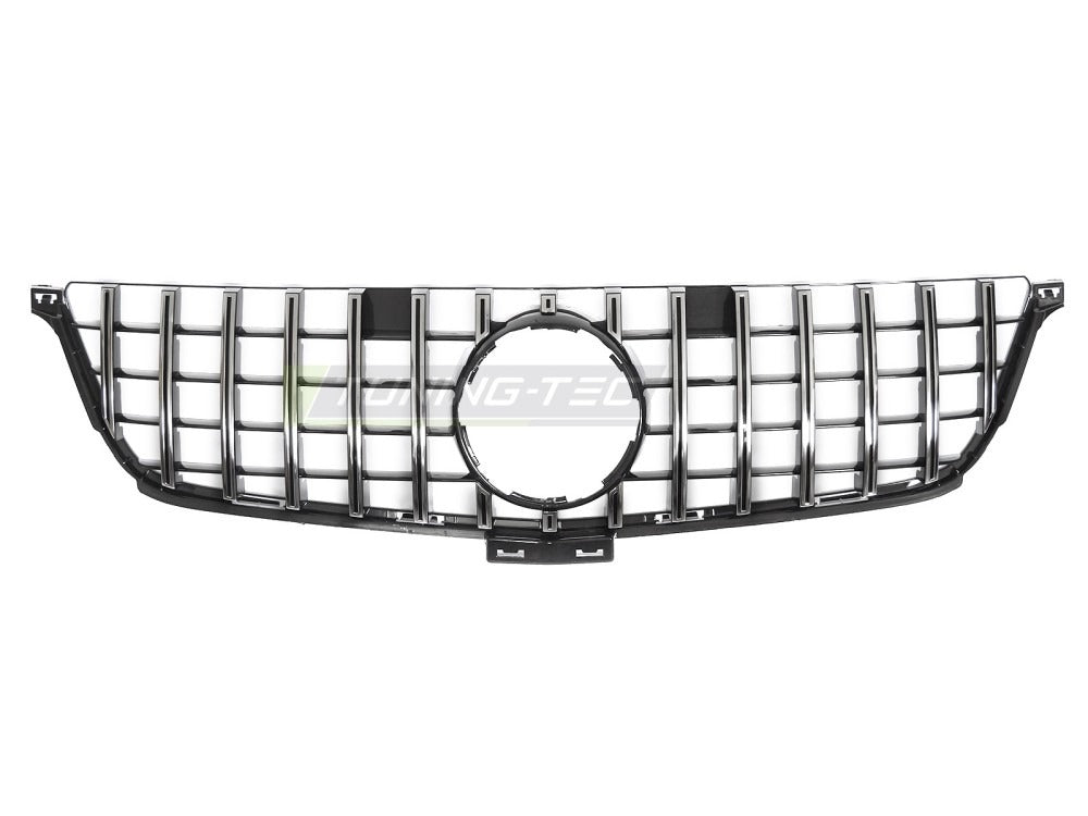 Detaljbilde av Grill Mercedes M-Klasse W166 11-15 sort/krom med GT-mønster og emblemfeste.