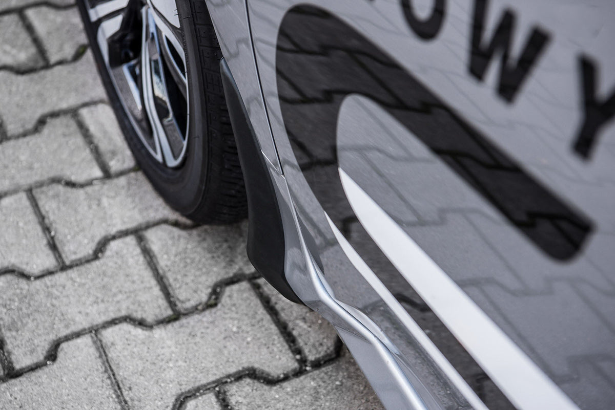 Ven-Tuning skvettlapp til Honda CIVIC X SEDAN – svart ABS-materiale
