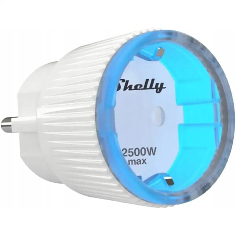 Hvit Shelly Plug S smart wifi-stikkontakt, skråvisning med blått lys og teksten 2500W max på fronten.