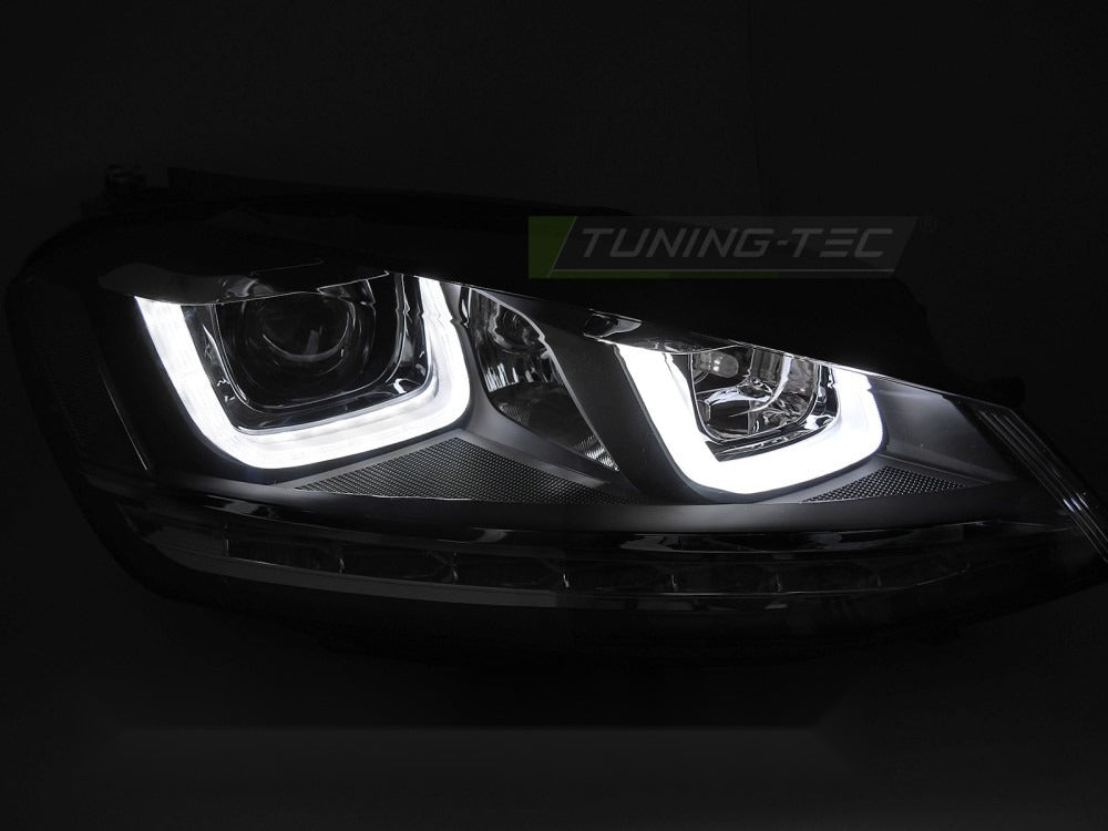 Frontlykter VW Golf VII 13-17 sett fra siden — profil synlig.