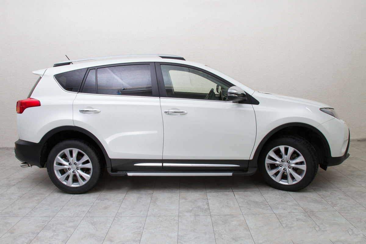 Stigtrinn Toyota RAV4 Ventshield (2013-2015) - detaljer