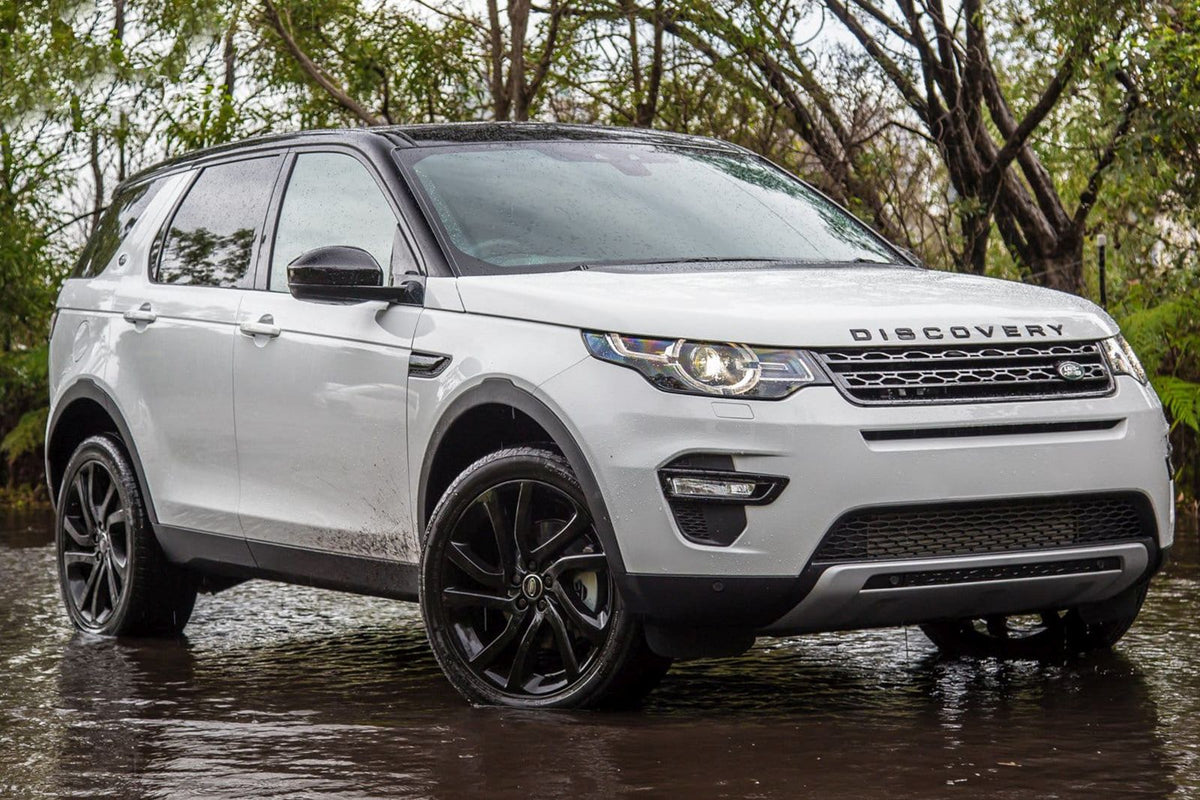 Takrails Ventshield til Land Rover Discovery Sport (L550) i aluminium og ABS for panoramatak